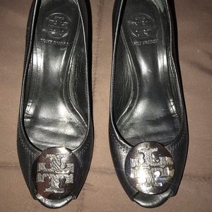 Tory Burch size 7.5 black wedge